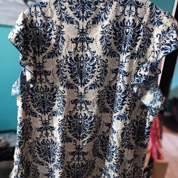 Navy Blue and Cream Patterned Top - Picture 7 of 7